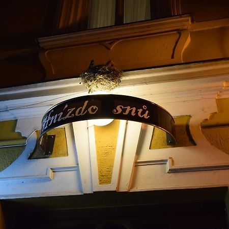 Hnízdo Snů Hotel Hradec Králové Exterior foto