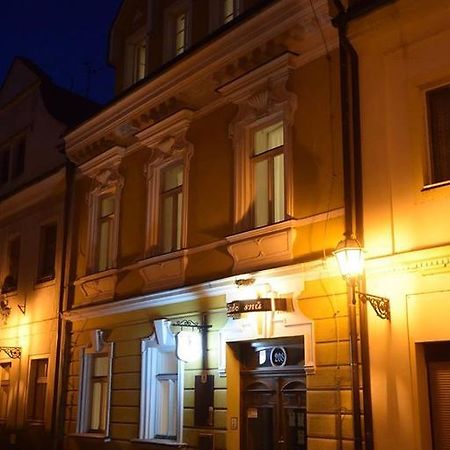 Hnízdo Snů Hotel Hradec Králové Exterior foto
